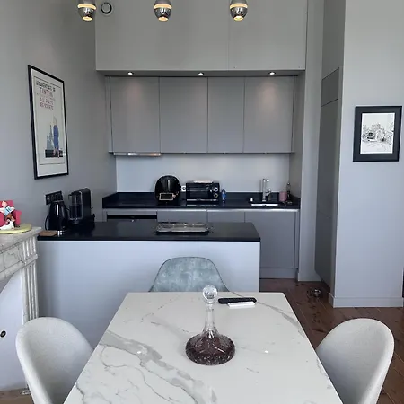 Quai Valin, Pour 2 Personnes * La Rochelle (Charente-Maritime)